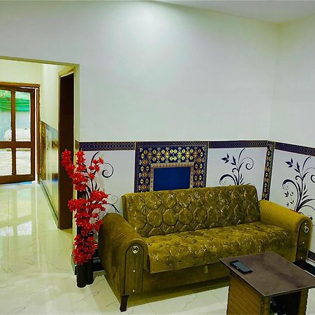 Khyber Inn Islamabad Exterior photo