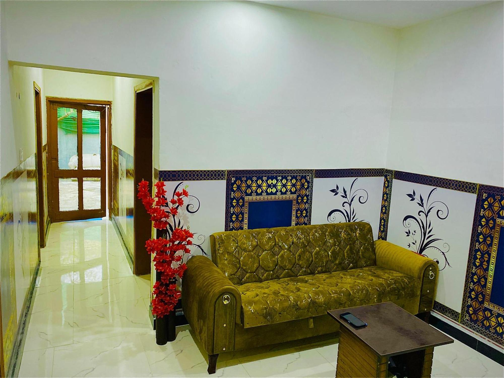 Khyber Inn Islamabad Exterior photo